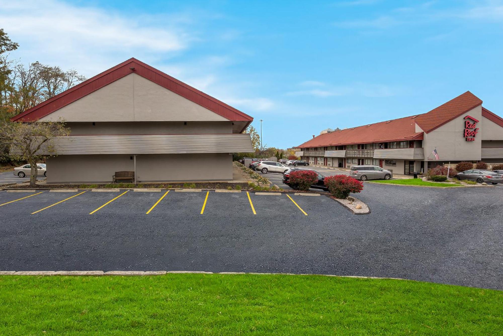 Red Roof Inn Cleveland - Independence Exterior photo