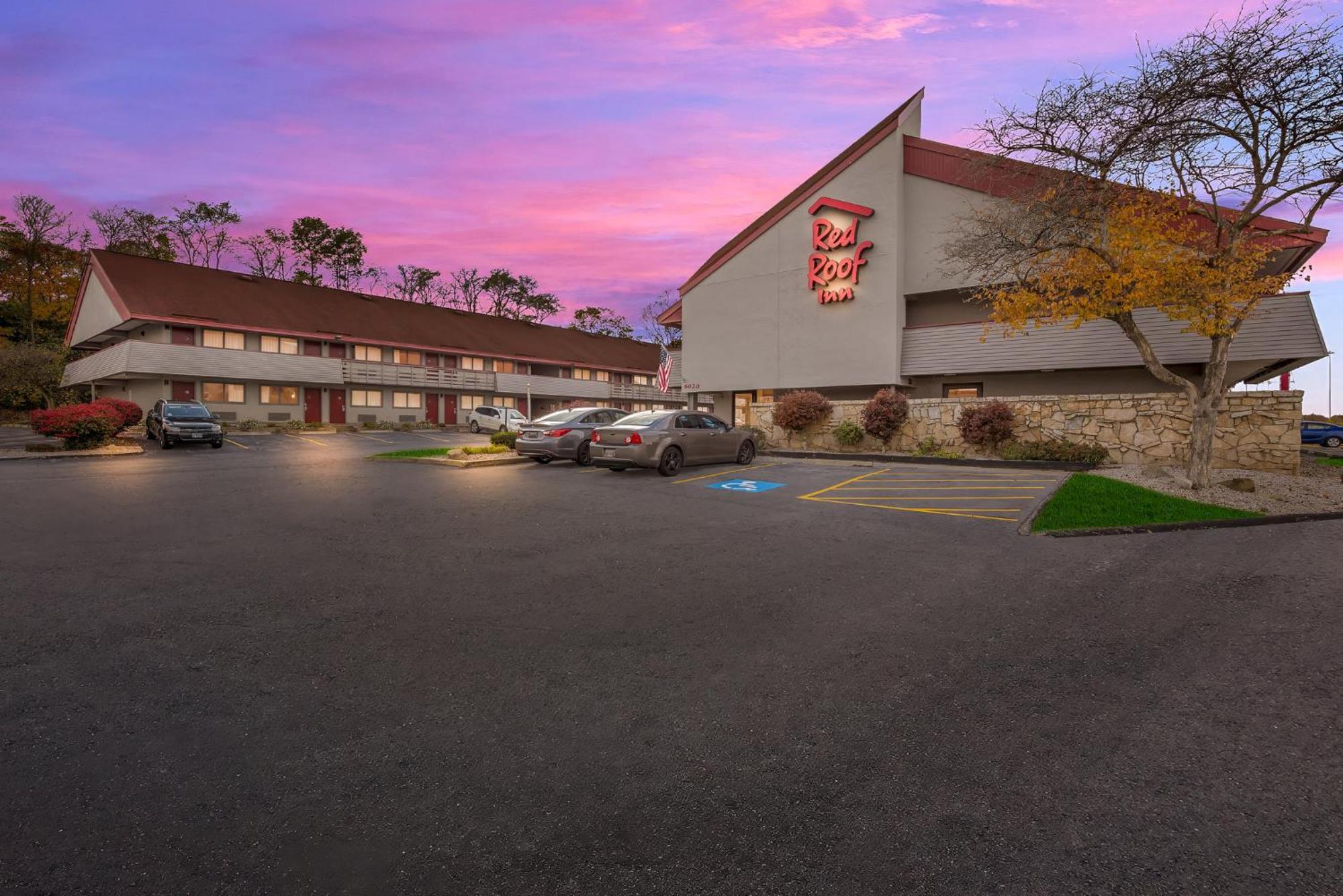 Red Roof Inn Cleveland - Independence Exterior photo